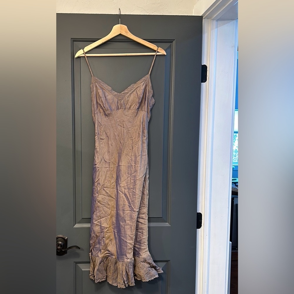 Dosa 100% silk grey purple dress.
